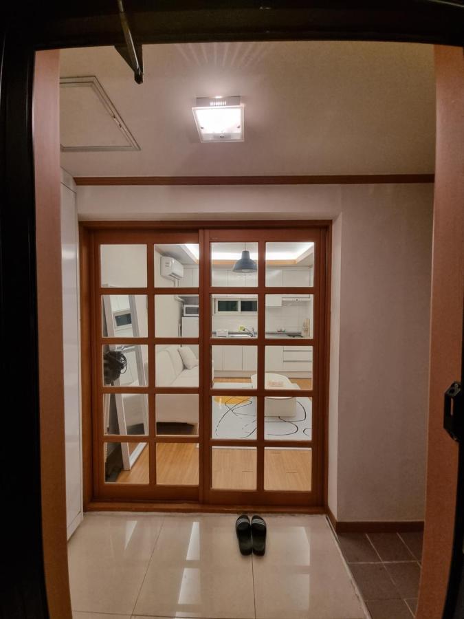 Complace H سيول المظهر الخارجي الصورة